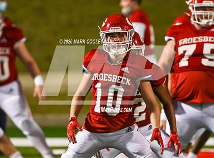 Thumbnail 2 in Groesbeck vs. Madison (UIL 3A Bi-District) photogallery.