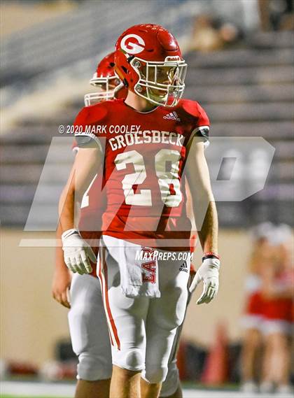 Thumbnail 1 in Groesbeck vs. Madison (UIL 3A Bi-District) photogallery.