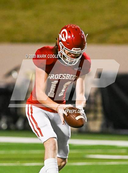 Thumbnail 3 in Groesbeck vs. Madison (UIL 3A Bi-District) photogallery.