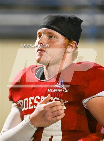 Thumbnail 2 in Groesbeck vs. Madison (UIL 3A Bi-District) photogallery.