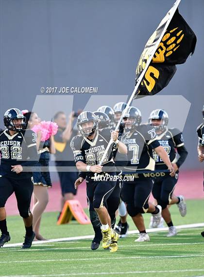 Thumbnail 1 in Lanier [Sydnet] vs Edison [Thomas A.] photogallery.