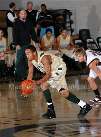 Thumbnail 2 in Rancho Buena Vista vs. Lakeside (MaxPreps Holiday Classic) photogallery.