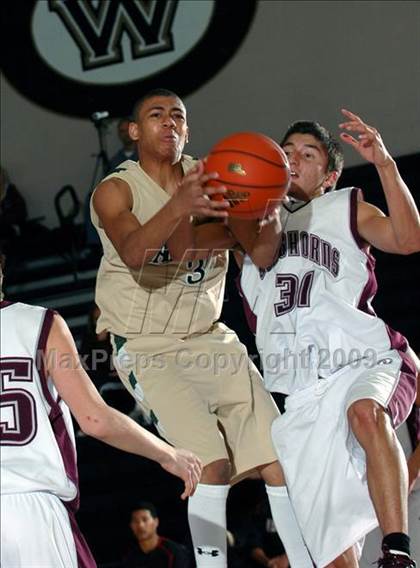 Thumbnail 2 in Rancho Buena Vista vs. Lakeside (MaxPreps Holiday Classic) photogallery.
