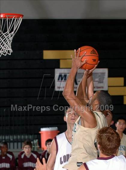 Thumbnail 1 in Rancho Buena Vista vs. Lakeside (MaxPreps Holiday Classic) photogallery.