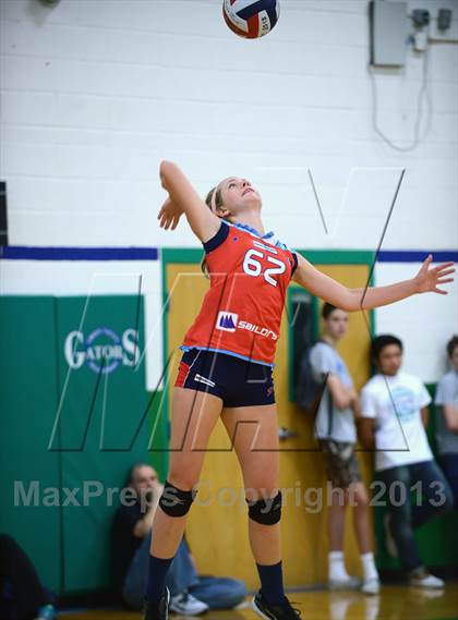 Thumbnail 2 in Marymount vs. Los Osos (Durango Fall Classic) photogallery.