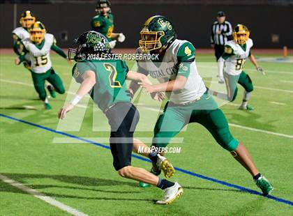 Thumbnail 1 in Rockport-Fulton vs. Crystal City (UIL 4A Area Playoffs) photogallery.