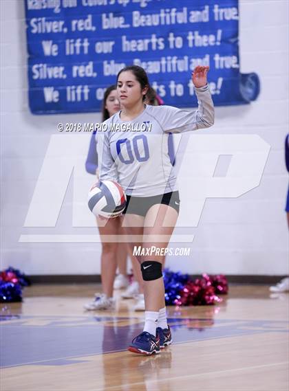 Thumbnail 3 in Lopez vs. Veterans Memorial photogallery.