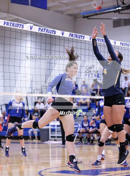 Thumbnail 3 in Lopez vs. Veterans Memorial photogallery.