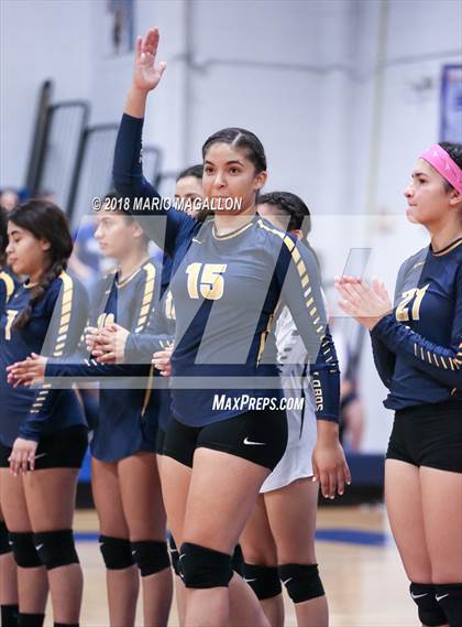 Thumbnail 3 in Lopez vs. Veterans Memorial photogallery.