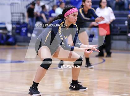Thumbnail 3 in Lopez vs. Veterans Memorial photogallery.