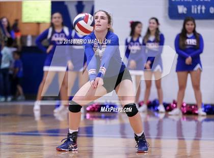 Thumbnail 2 in Lopez vs. Veterans Memorial photogallery.