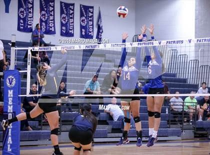 Thumbnail 3 in Lopez vs. Veterans Memorial photogallery.