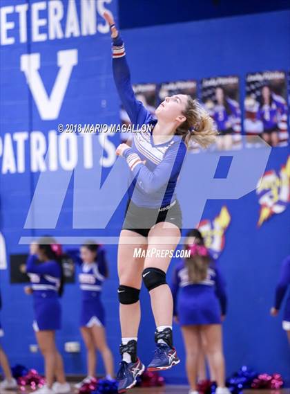 Thumbnail 1 in Lopez vs. Veterans Memorial photogallery.