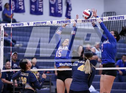 Thumbnail 1 in Lopez vs. Veterans Memorial photogallery.