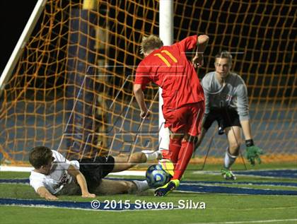 Thumbnail 2 in Torrey Pines vs. Cathedral Catholic (CIF SDS Open Division Final) photogallery.