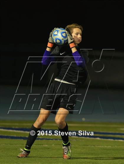 Thumbnail 3 in Torrey Pines vs. Cathedral Catholic (CIF SDS Open Division Final) photogallery.