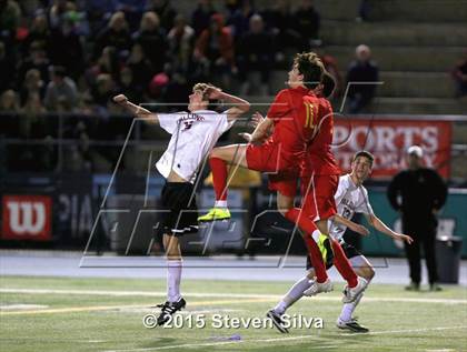 Thumbnail 2 in Torrey Pines vs. Cathedral Catholic (CIF SDS Open Division Final) photogallery.