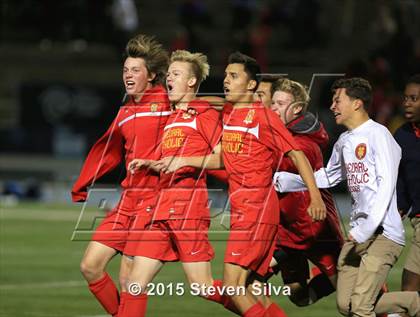 Thumbnail 2 in Torrey Pines vs. Cathedral Catholic (CIF SDS Open Division Final) photogallery.