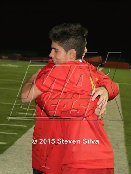Thumbnail 2 in Torrey Pines vs. Cathedral Catholic (CIF SDS Open Division Final) photogallery.