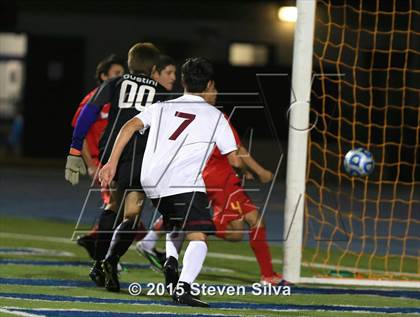 Thumbnail 2 in Torrey Pines vs. Cathedral Catholic (CIF SDS Open Division Final) photogallery.