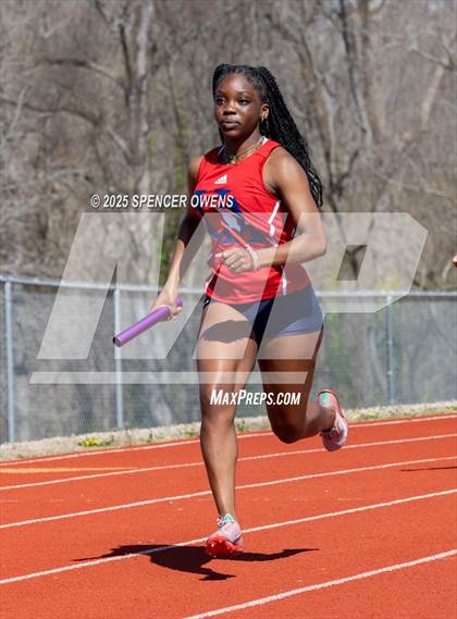 Thumbnail 2 in Take Flight Cardinals Invitational photogallery.