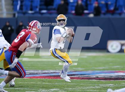 Thumbnail 3 in Clyde vs. Licking Valley (OHSAA D4 Final)  photogallery.