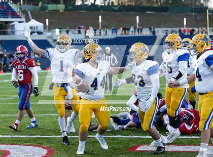 Thumbnail 1 in Clyde vs. Licking Valley (OHSAA D4 Final)  photogallery.