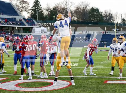 Thumbnail 3 in Clyde vs. Licking Valley (OHSAA D4 Final)  photogallery.