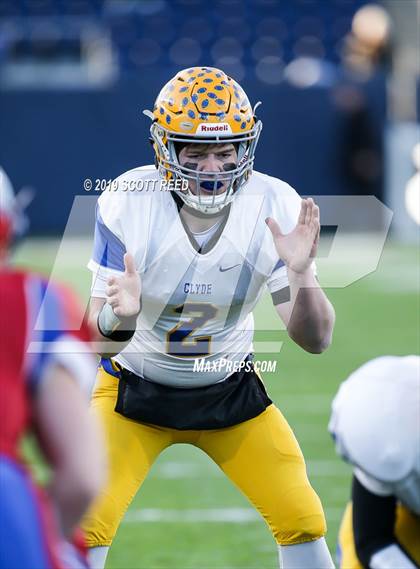 Thumbnail 2 in Clyde vs. Licking Valley (OHSAA D4 Final)  photogallery.