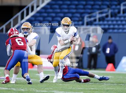 Thumbnail 2 in Clyde vs. Licking Valley (OHSAA D4 Final)  photogallery.