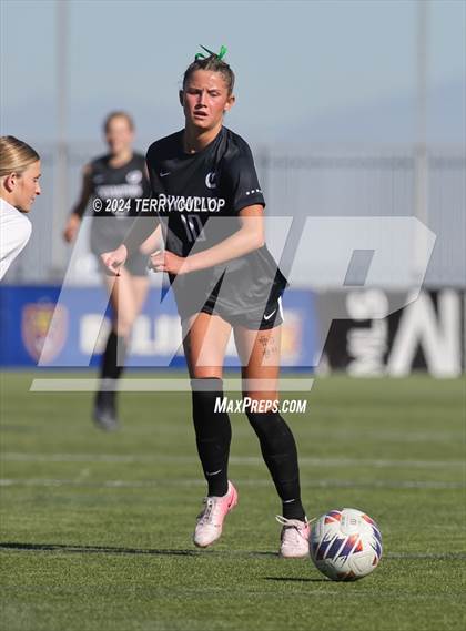 Thumbnail 2 in Olympus vs. Brighton (UHSAA 5A Final) photogallery.
