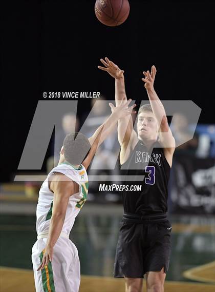 Thumbnail 2 in Kamiak vs. Richland (WIAA 4A Quarterfinal)  photogallery.