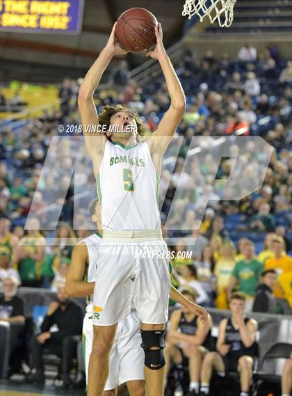Thumbnail 3 in Kamiak vs. Richland (WIAA 4A Quarterfinal)  photogallery.