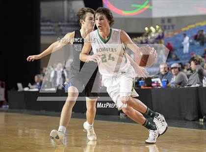 Thumbnail 1 in Kamiak vs. Richland (WIAA 4A Quarterfinal)  photogallery.