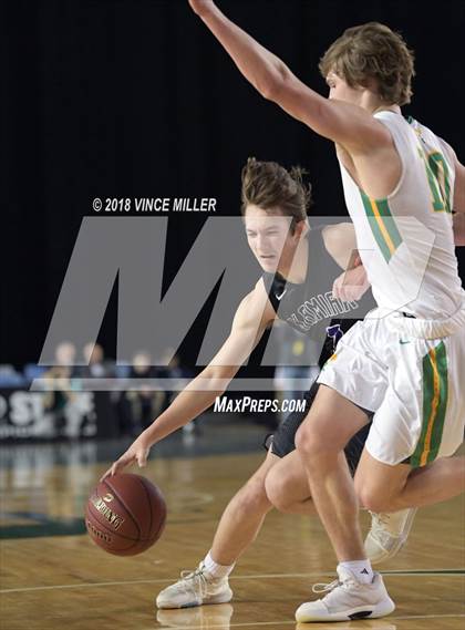 Thumbnail 3 in Kamiak vs. Richland (WIAA 4A Quarterfinal)  photogallery.