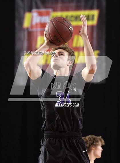 Thumbnail 3 in Kamiak vs. Richland (WIAA 4A Quarterfinal)  photogallery.