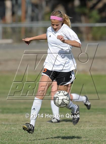 Thumbnail 3 in Chaminade vs. Santa Ynez (Excalibur Tournament) photogallery.