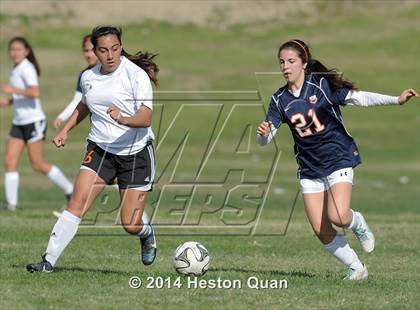 Thumbnail 3 in Chaminade vs. Santa Ynez (Excalibur Tournament) photogallery.