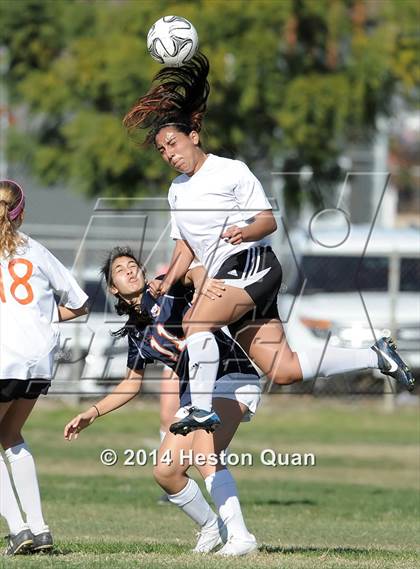 Thumbnail 3 in Chaminade vs. Santa Ynez (Excalibur Tournament) photogallery.