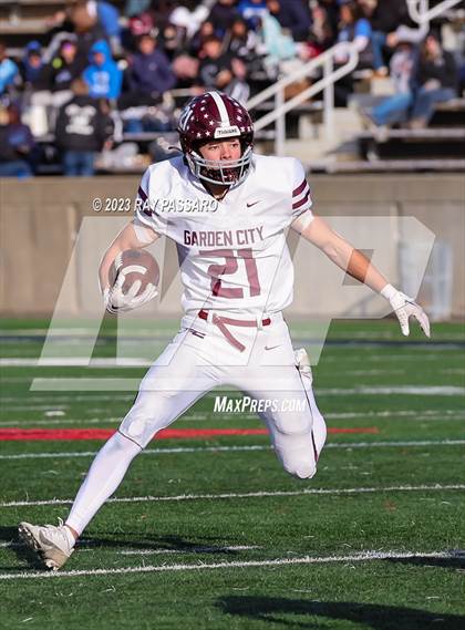 Thumbnail 3 in North Babylon vs. Garden City - Division II Long Island Championship photogallery.