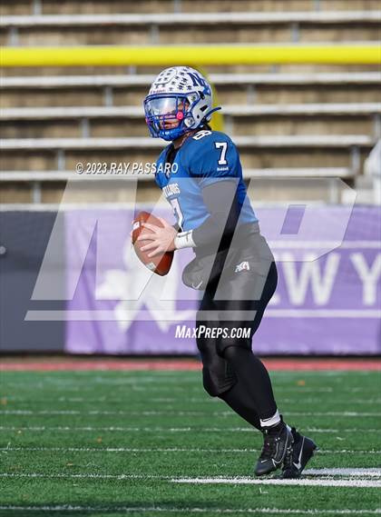 Thumbnail 2 in North Babylon vs. Garden City - Division II Long Island Championship photogallery.
