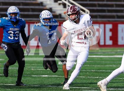 Thumbnail 3 in North Babylon vs. Garden City - Division II Long Island Championship photogallery.