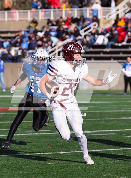 Thumbnail 2 in North Babylon vs. Garden City - Division II Long Island Championship photogallery.