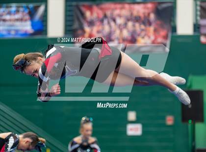 Thumbnail 3 in Lambert (Creekview Classic) photogallery.