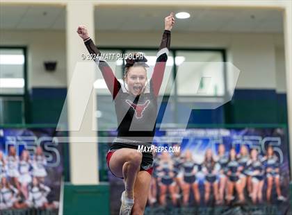 Thumbnail 2 in Lambert (Creekview Classic) photogallery.