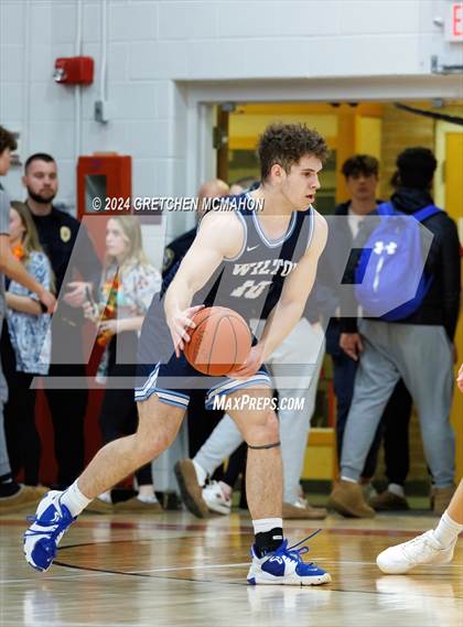 Thumbnail 1 in Staples vs. Wilton (FCIAC 1/4finals) photogallery.