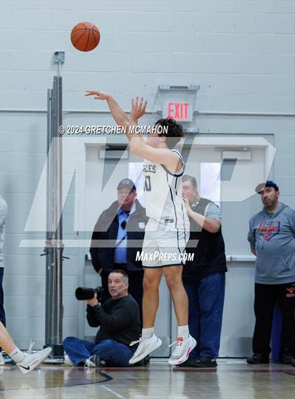 Thumbnail 3 in Staples vs. Wilton (FCIAC 1/4finals) photogallery.