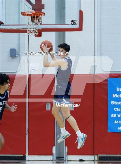 Thumbnail 3 in Staples vs. Wilton (FCIAC 1/4finals) photogallery.
