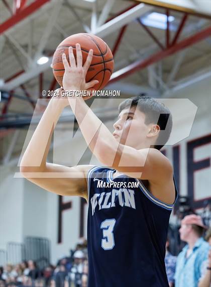 Thumbnail 3 in Staples vs. Wilton (FCIAC 1/4finals) photogallery.