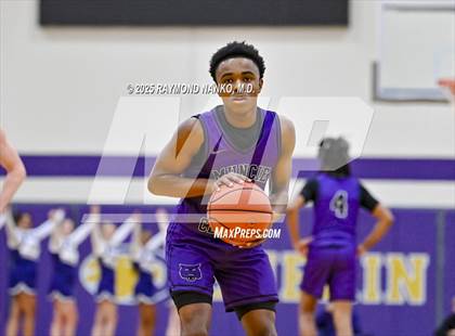 Thumbnail 1 in Muncie Central @ Guerin Catholic photogallery.